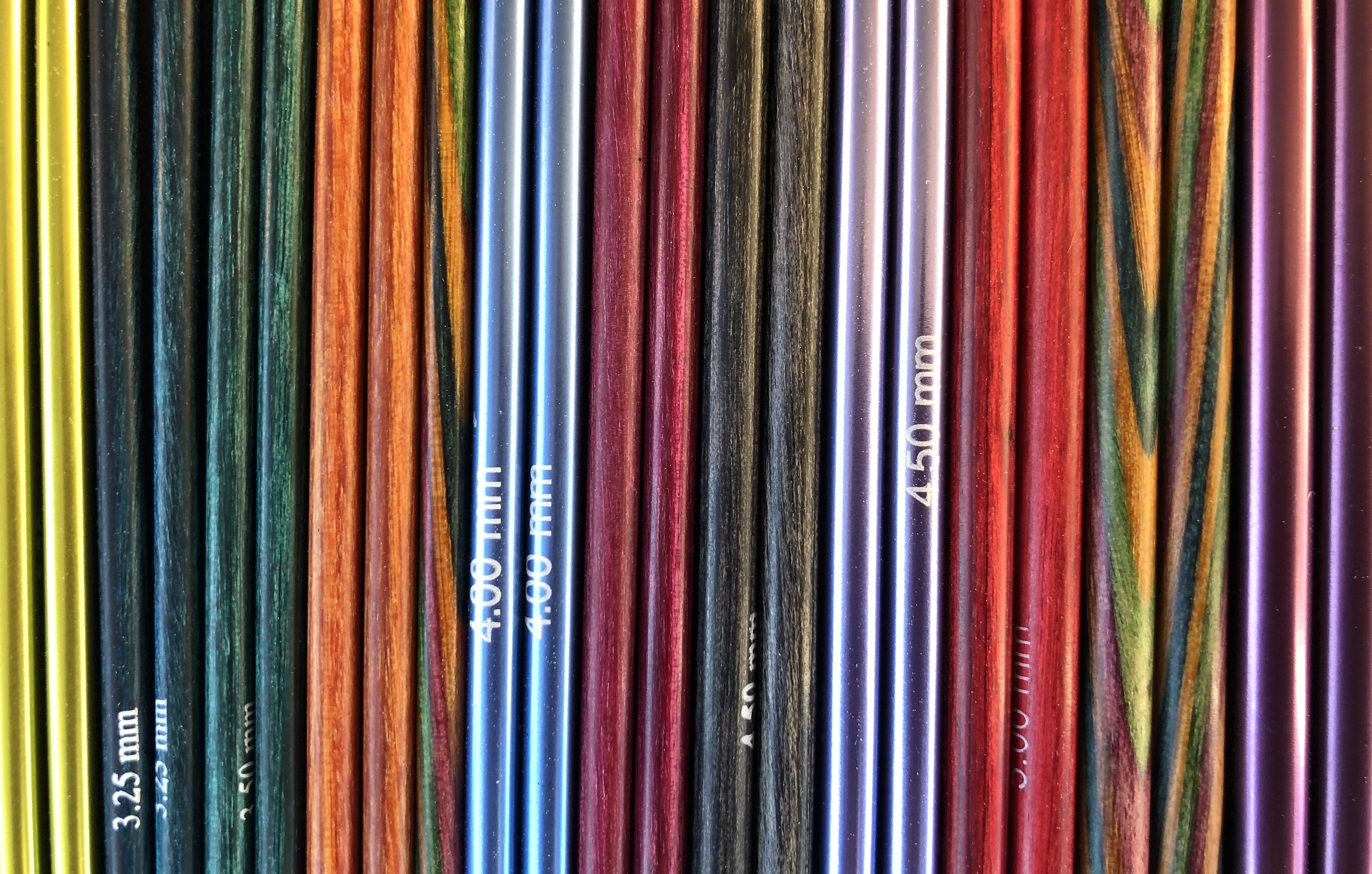  Agujas de Tejer Royale Circular Fijo Madera de Abedul/latón 40 cm x 3,00 mm Multicolor KnitPro  