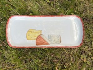Plato tabla de quesos porcelana pintada a mano