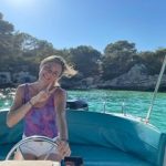 Menorca qué ver y dónde comer visitar calas barco sin titulín