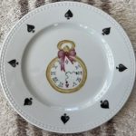 Vajilla de postre Picas pintada a mano en porcelana Reloj